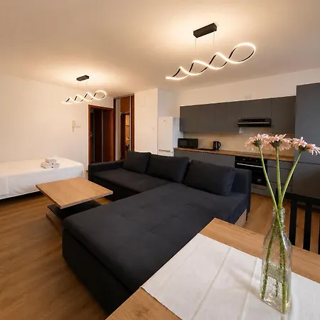 Skyline With Free Swimming Pool, Sauna, Gym * Varsovia